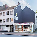 Vaz Haus Walsum Modernes Monteur- & Team-base Wlan, Kueche 아파트