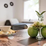아파트 Vaz Haus Walsum Modernes Monteur- & Team-base Wlan, Kueche 뒤스부르크