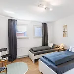Vaz Haus Walsum Modernes Monteur- & Team-base Wlan, Kueche 뒤스부르크