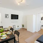 Vaz Haus Walsum Modernes Monteur- & Team-base Wlan, Kueche * 뒤스부르크