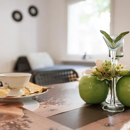 Apartamento Vaz Haus Walsum Modernes Monteur- & Team-base Wlan, Kueche Duisburgo
