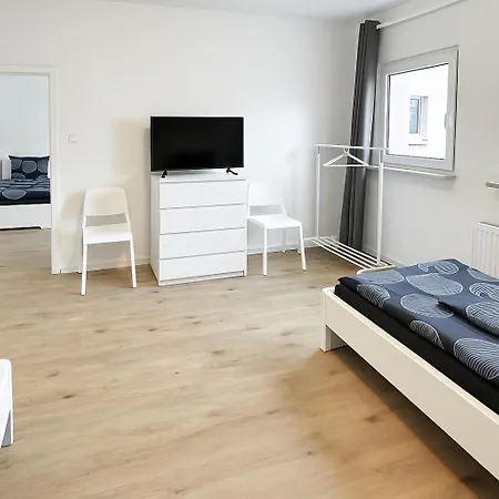 Vaz Haus Walsum Modernes Monteur- & Team-base Wlan, Kueche * Duisburgo