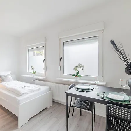 Vaz Haus Walsum Für Monteure, Küche, Terrasse, Tv, Parkplatz Apartamento *