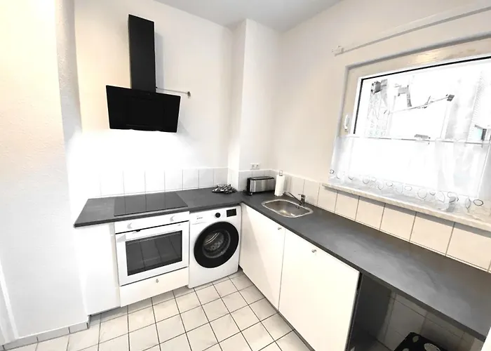 Apartamento Vaz Haus Walsum Für Monteure, Küche, Terrasse, Tv, Parkplatz