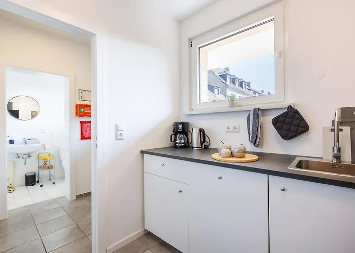 Vaz Haus Walsum Modernes Monteur- & Team-base Wlan, Kueche Apartment