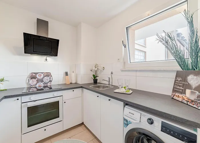 Vaz Haus Walsum Für Monteure, Küche, Terrasse, Tv, Parkplatz Apartamento Duisburg